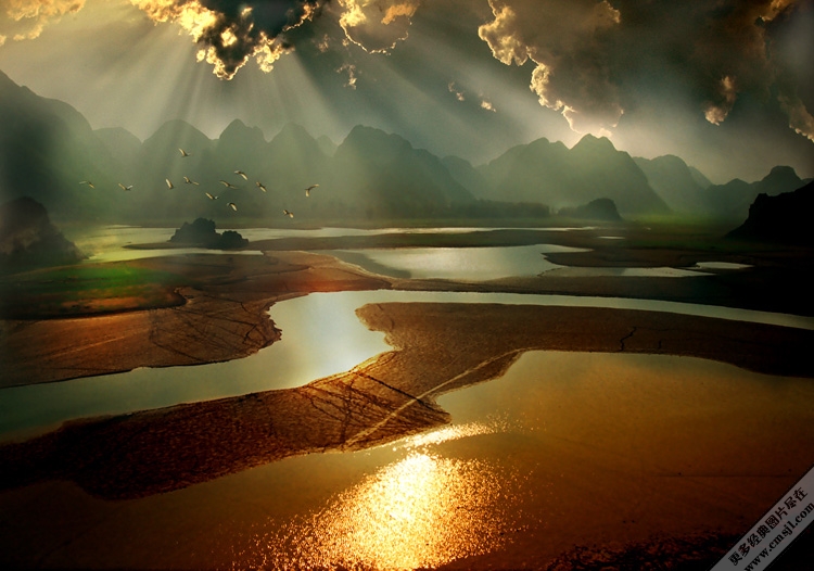 �����ľ�ɫ