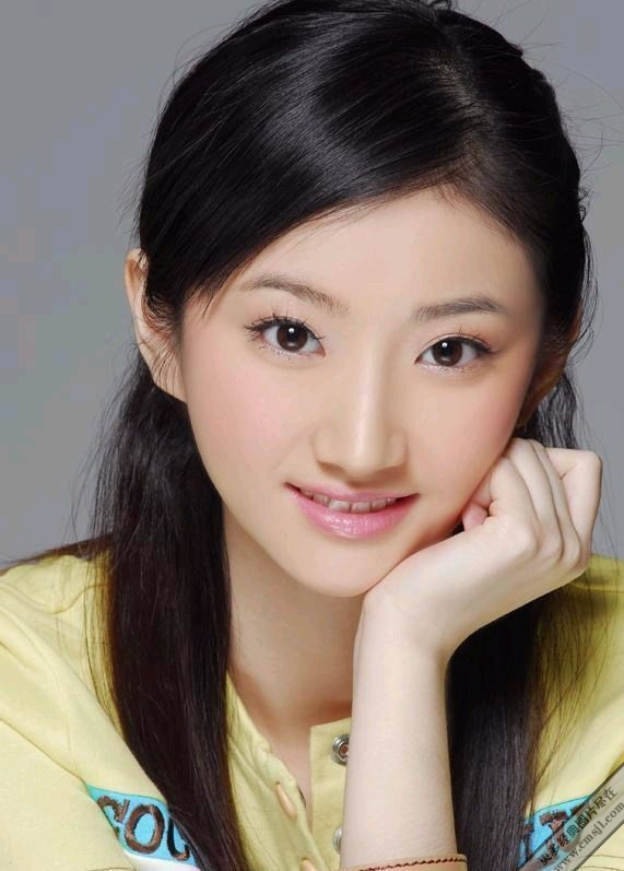 �崿������Ů��