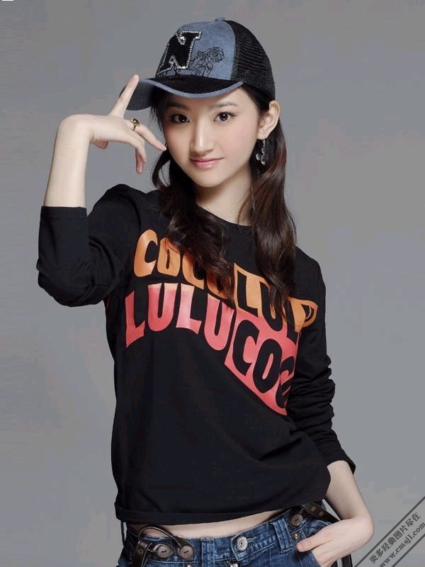 �崿������Ů��