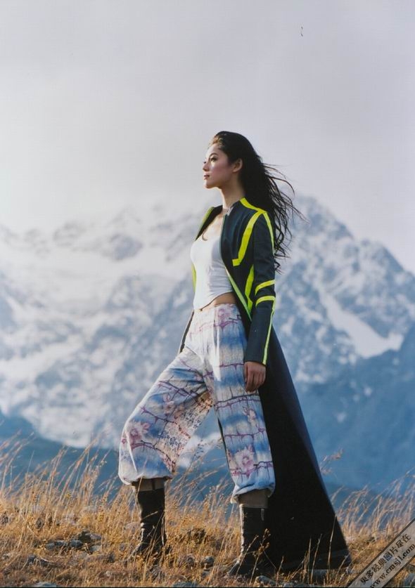 ���ѵ���Ů