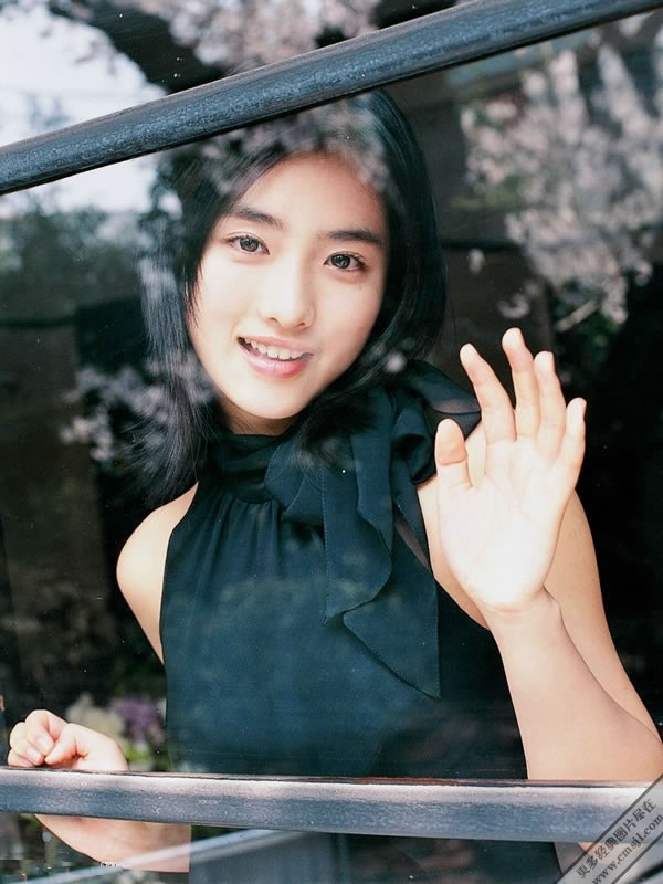 ���ѵ���Ů