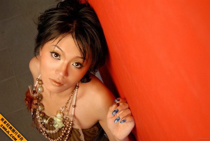 ���컨һ������Ů������д��