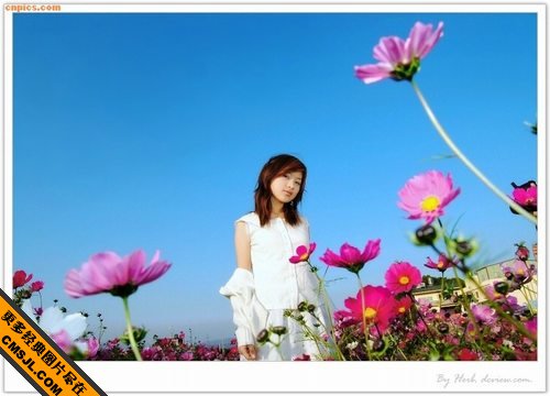 �뻨���޵�����Ư����Ů