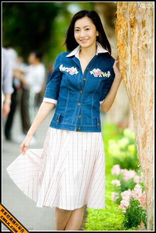 ��ͷʱ�д���С��Ů