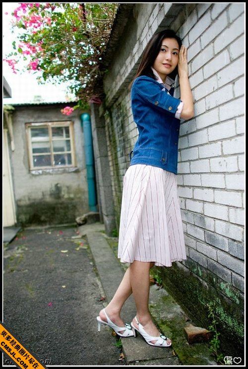 ��ͷʱ�д���С��Ů