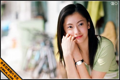 ��ͷʱ�д���С��Ů