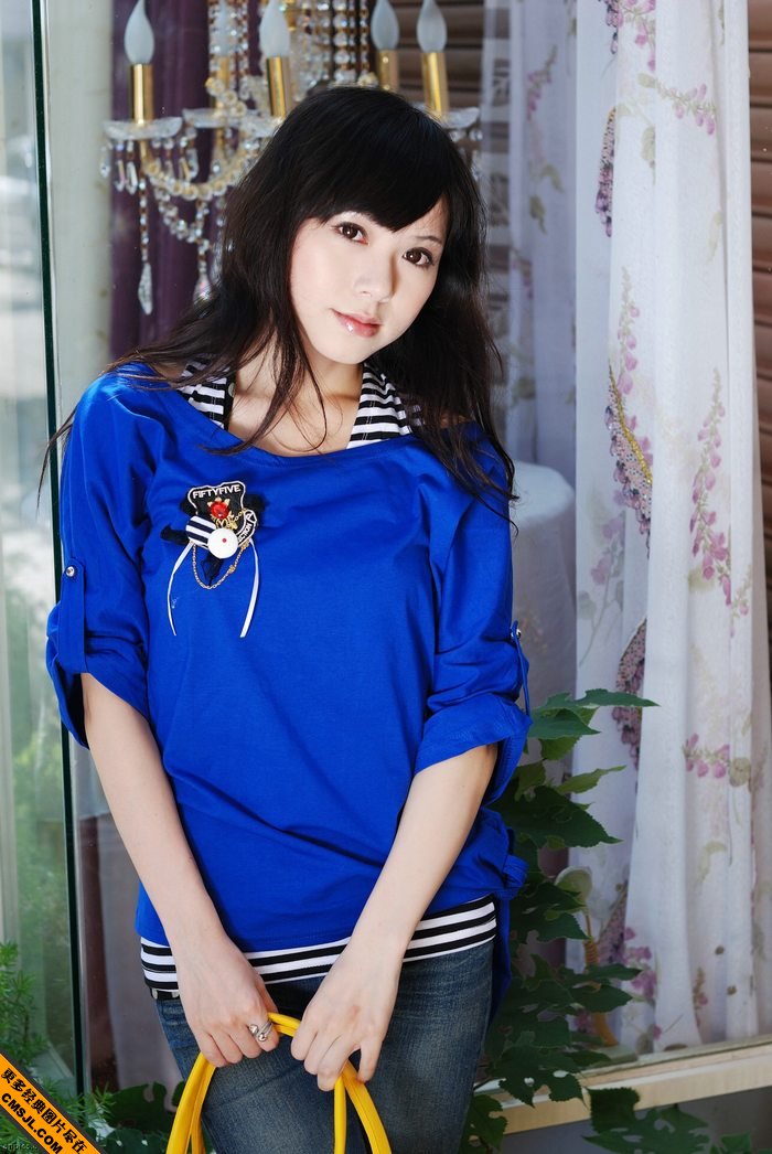 ʵ�Ľ�ͷʱ������С��Ů