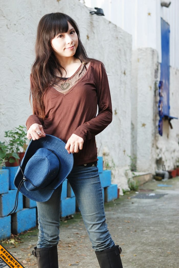 ʵ�Ľ�ͷʱ������С��Ů