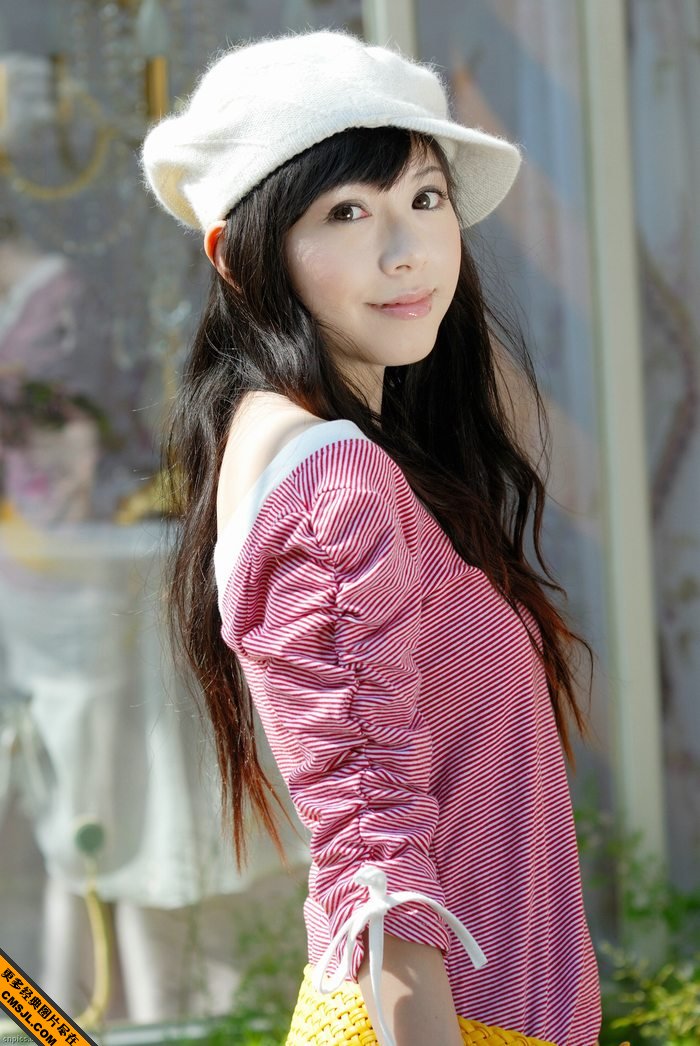 ʵ�Ľ�ͷʱ������С��Ů