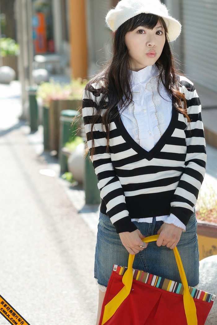 ʵ�Ľ�ͷʱ������С��Ů