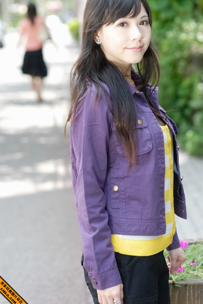 ��������ͷʱ������С��Ů