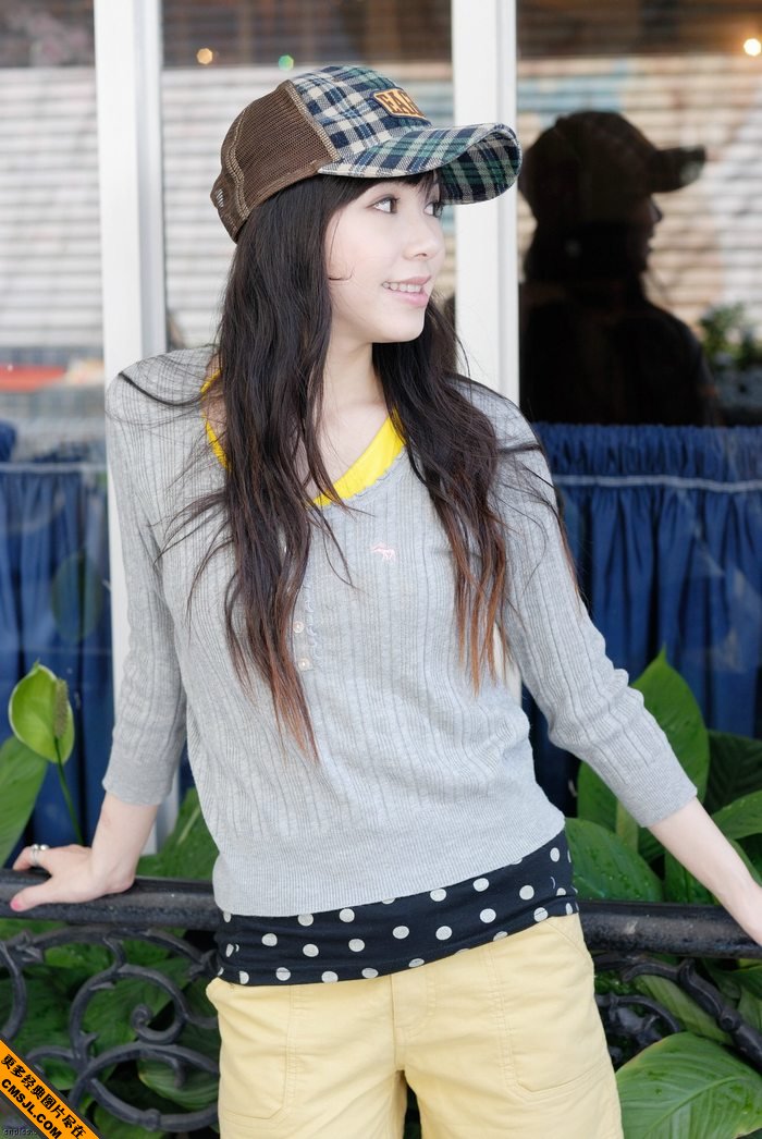 ��������ͷʱ������С��Ů