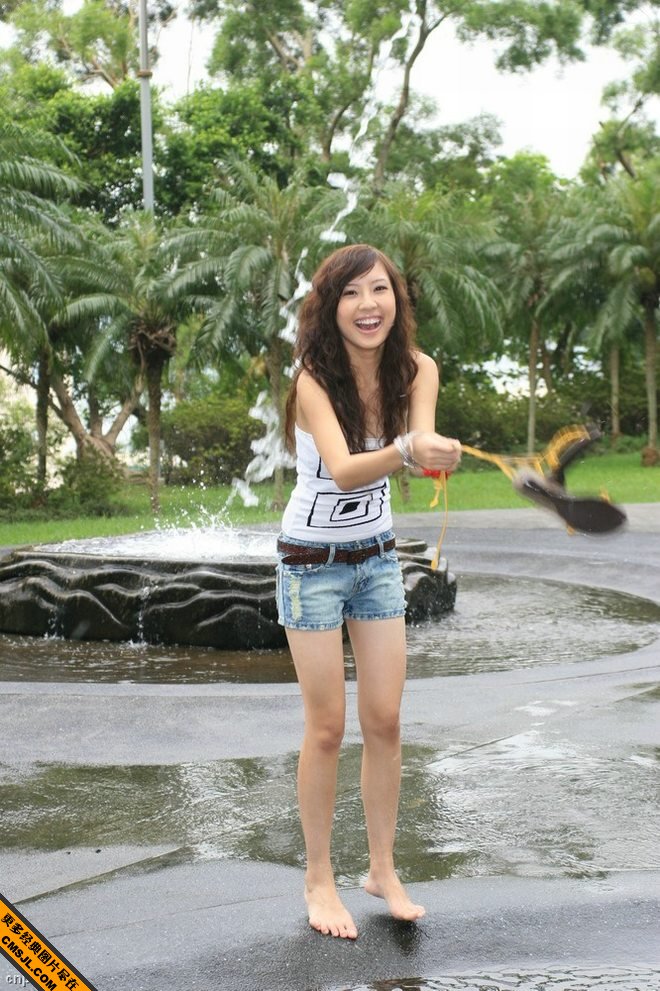 �崿С��Ů����ţ�п���С����ʱ��д��