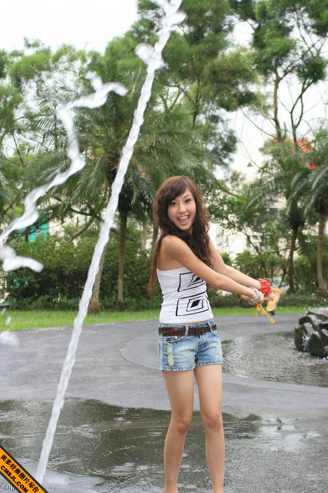 �崿С��Ů����ţ�п���С����ʱ��д��