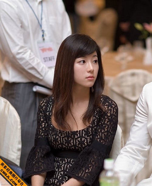 ������Ů���ǽ��������д��