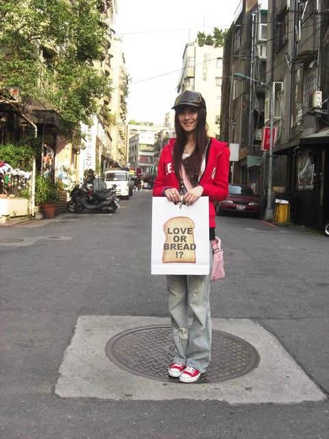 ��Ʒ����Ů������ȫ��