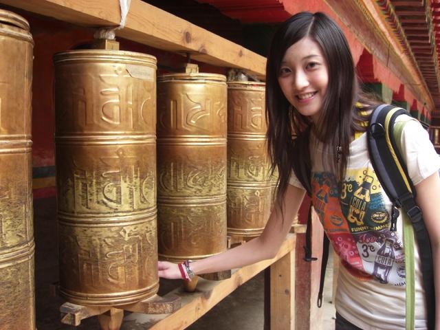 ��Ʒ����Ů������ȫ��