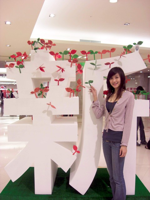 ��Ʒ����Ů������ȫ��