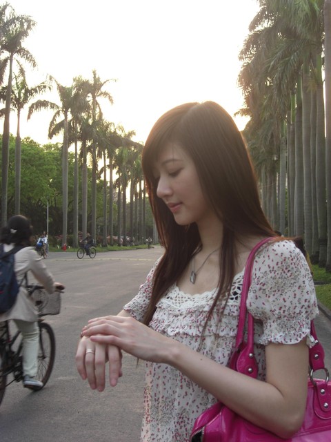 ��Ʒ����Ů������ȫ��