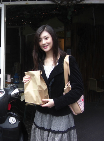 ��Ʒ����Ů������ȫ��