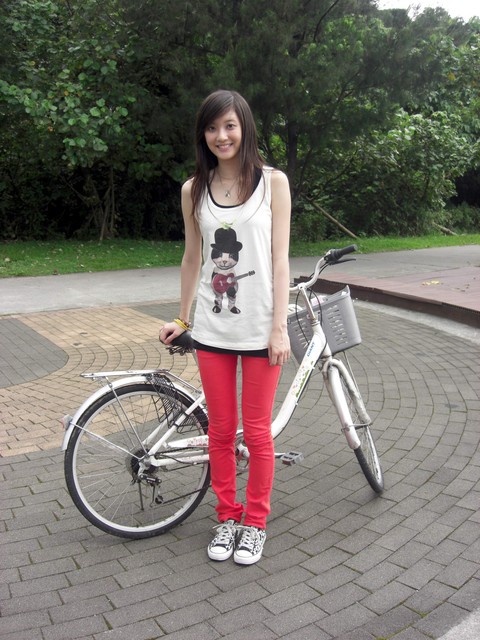 ��Ʒ����Ů������ȫ��