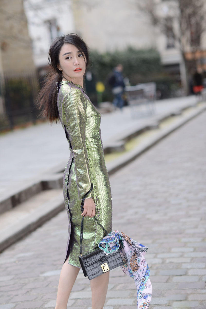 ��ᰴ���д��ɫ�ʳ��� ӵ�������������� 