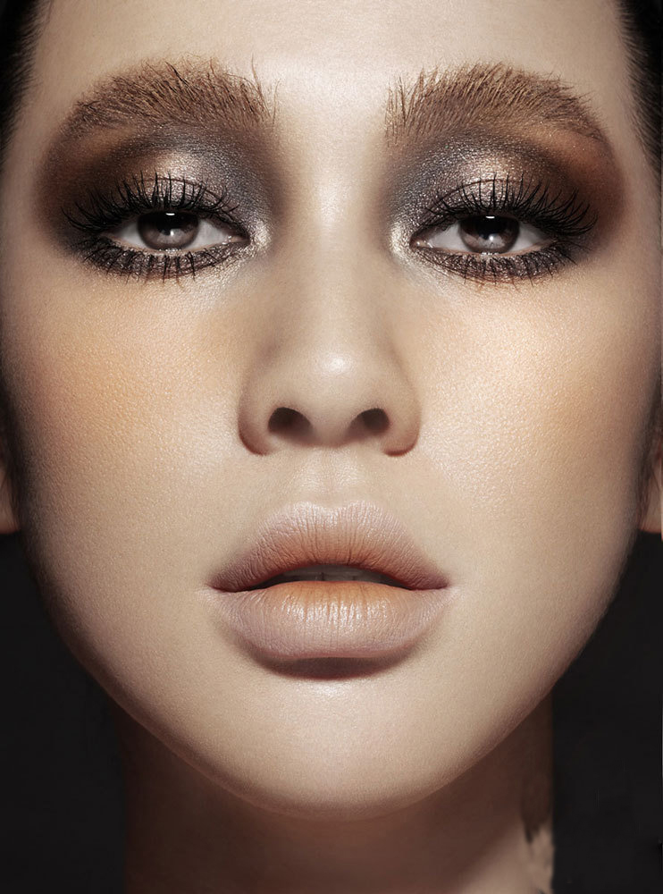 �����Ȼ���Ѭױʱ����־��ҹƬ 