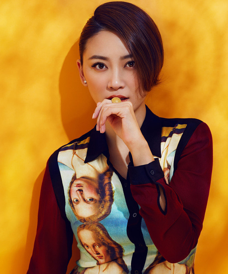 ����Ӧ�ɶ���������Ů�� ��ת��in�ﶬʱ����ҹƬ 